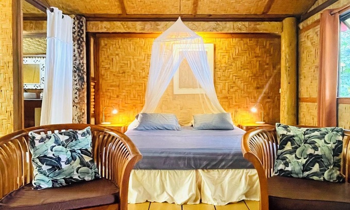 Punaauia House | Beach Villa