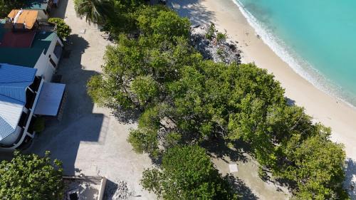 Gulhi House | Beach Walk Villa Maldives