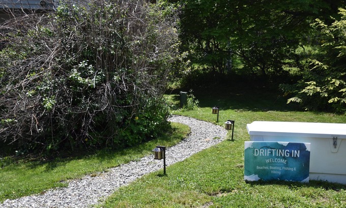 Mid-Coast and Islands Cottage | Beaches, Boating, Cool Ocean Breezes, Trails & Incredible Views! Max 2 people.