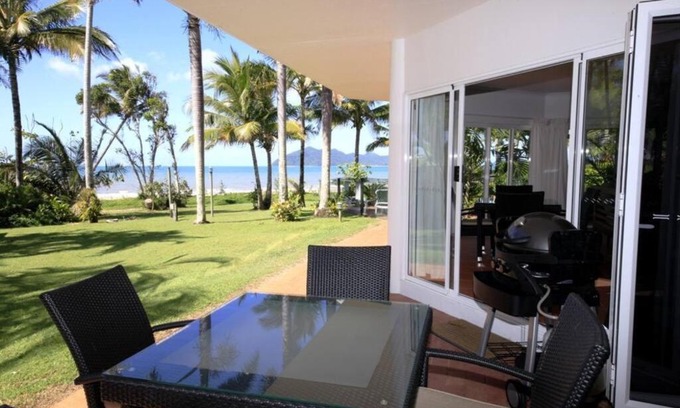 Wongaling Beach Apartment | Beaches No 4 - Absolute Beachfront