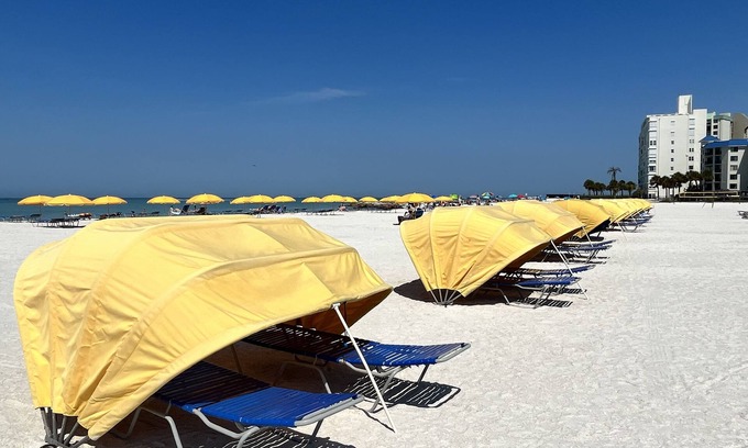 St. Pete Beach Condo | BEACHFRONT 2 BEDROOM!nSUMMER SALE! Great Views! On the Beach!