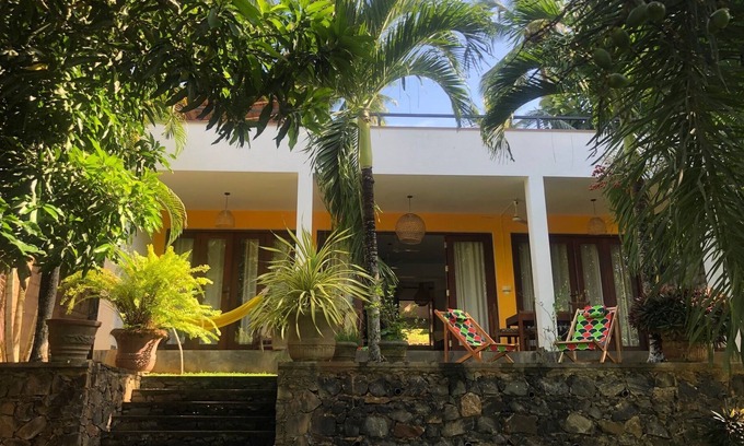 Tangalle Villa | Beachfront 2 bedroom villa - Tropical heaven!