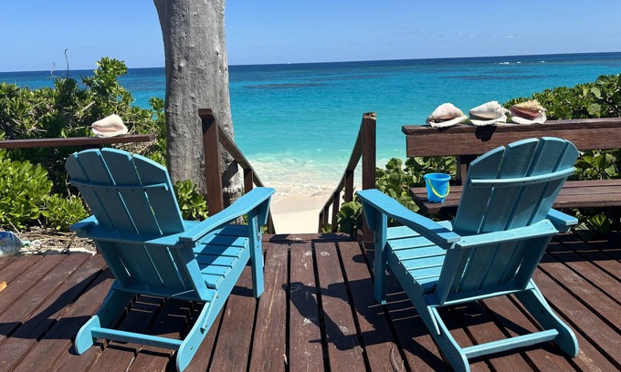 Hope Town House | Beachfront 4 bed 3 bath luxury home with dock access, Hope Town settlement area