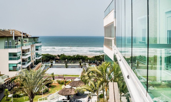 Santinho Apartment | Beachfront Apartment w/View Beach Santinho Asr204