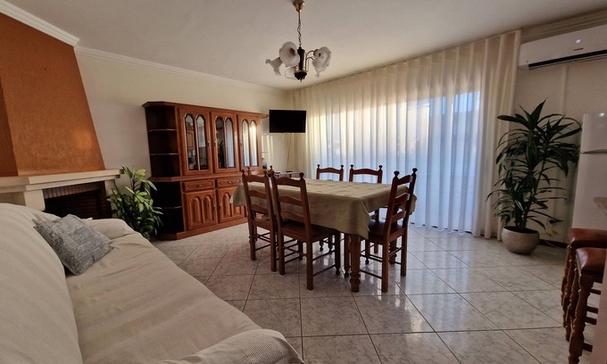 Furadouro Apartment | "Beachfront apartment - Praia do Furadouro with Wi-Fi"