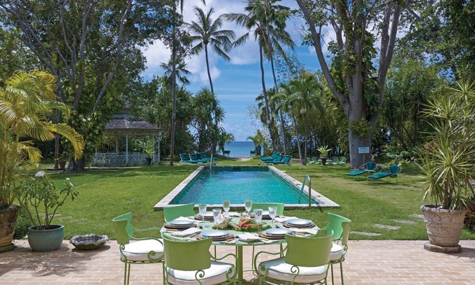 Little Battaleys Villa | Beachfront Bliss Getaway - Nelson Gay (5 bed)