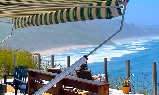 Half Moon Bay House | Beachfront California Coast Airstream Luxury