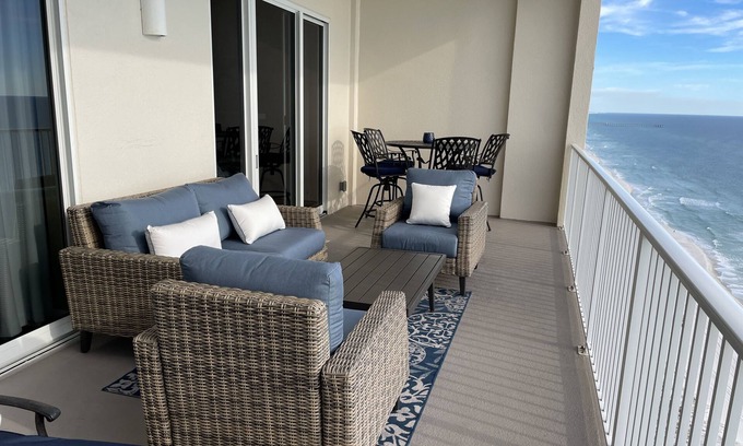 Panama City Beach Condo | Beachfront Condo 22nd Penthouse Floor with 10-foot ceiling