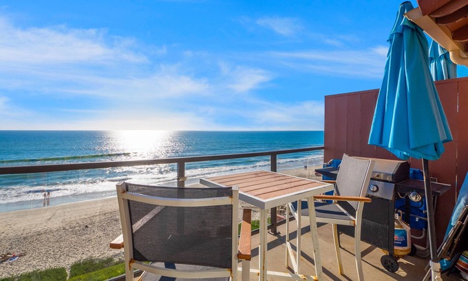 Carlsbad Village Condo | Beachfront condo with balcony & deck
