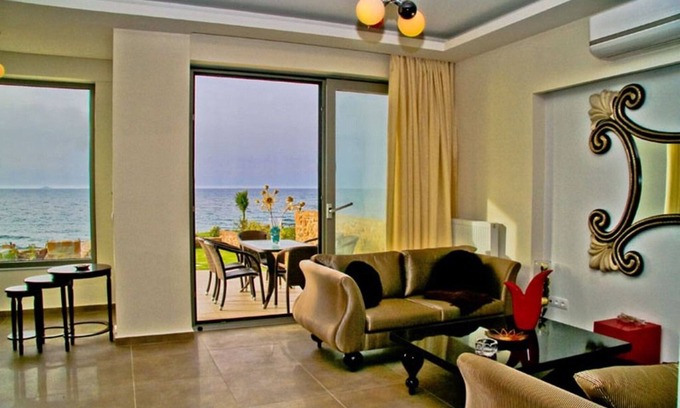 Kato Gouves Villa | Beachfront Crete Villa | Villa Peri | 4 Bedroom | 30 Metres To The Beach | Pool.
