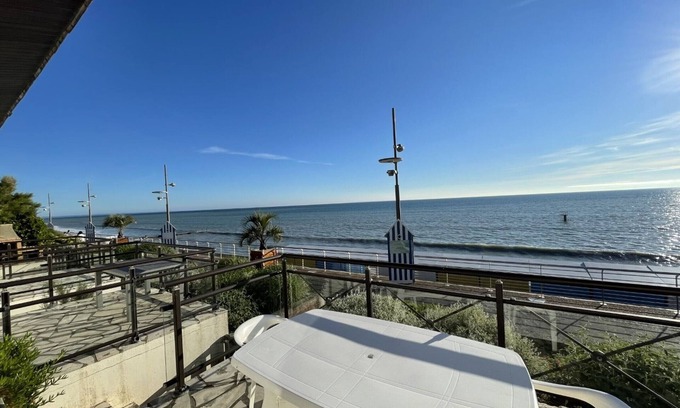 Saint-Pair-sur-Mer Apartment | Beachfront Duplex with Terrace and Direct Beach Access