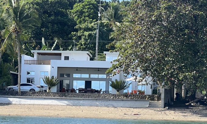 Merida Villa | Beachfront. Direct access to safe sandy beach.