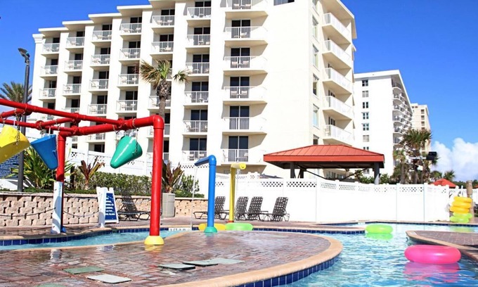 Bostroms House | Beachfront Dream! Three Spacious Units Near Daytona Beach Pier, Pool, Golf