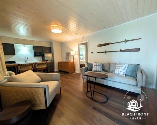 Detroit Lakes Hotel | Beachfront Haven