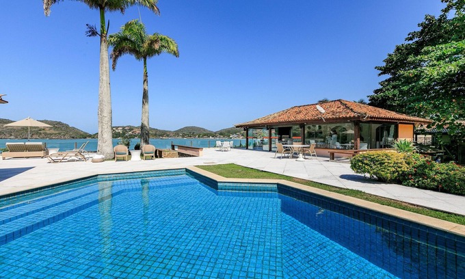 Village da Ferradura Villa | Beachfront House in Ferradura, Buzios - Buz025