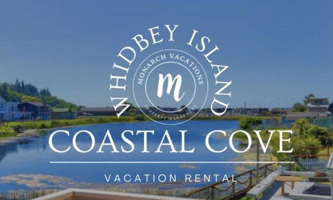 Lagoon Point Apartment | Beachfront I Dogs OK I 2 Bikes I Hot Tub