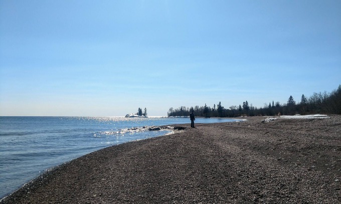 Grand Marais Cottage | Beachfront Lake Superior TwelveMileRock.com
