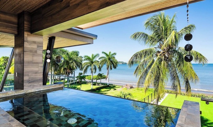 Potrero Villa | Beachfront Luxury Villa | 2 Pools & Daily Chef