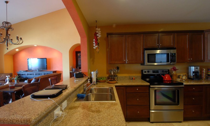 La Paz Condo | Beachfront Luxury Penthouse at Paraiso Del Mar