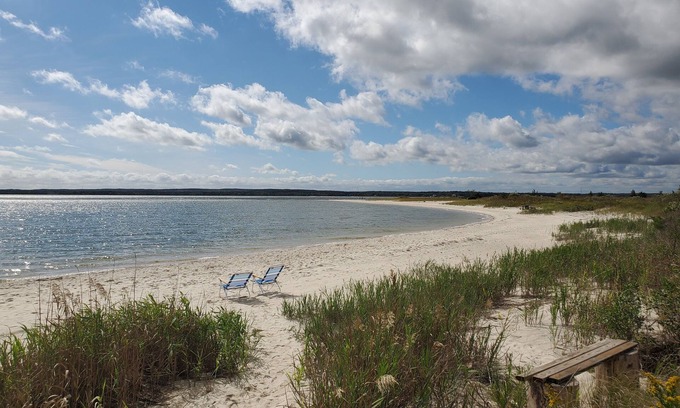 Aquebogue House | Beachfront Paradise in North Fork