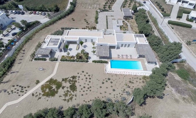 Chrissi Akti Villa | Beachfront Paros Villa | Villa Sandshell | 4 Bedrooms | Direct Access to Beach.