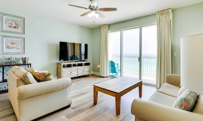 Miramar Beach Condo | Beachfront PCB Condo w/Ocean View & Pool Access!