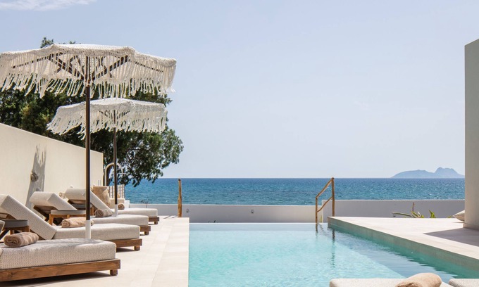 Kokinos Pirgos Villa | Beachfront retreat, sea views, Boho inspired style, private pool, unique design