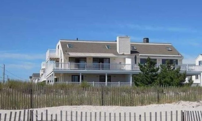 Townsend's Inlet House | Beachfront Townhouse in Townsends Inlet. Friday-Friday rentals.