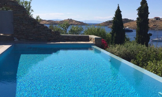 Vourkari House | Beachfront villa with private pool and sea views