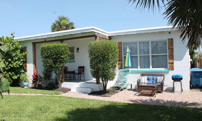 Daytona Beach House | Beachside 2BR Daytona Beach Shores private home