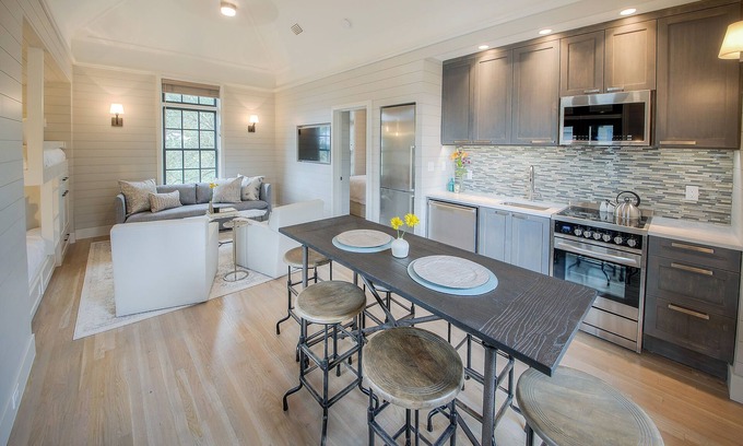 Inlet Beach Apartment | Beachside & Barefoot Carriage House - Recently Renovated, South of 30A, Close to Coquina Pool