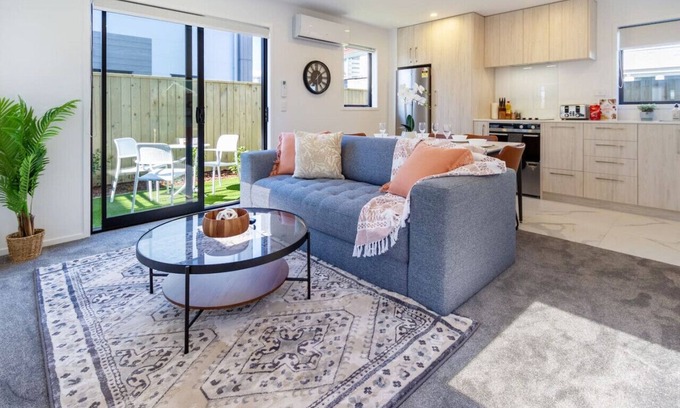 New Brighton House | Beachside Bliss: 1 Bed 1 Bath