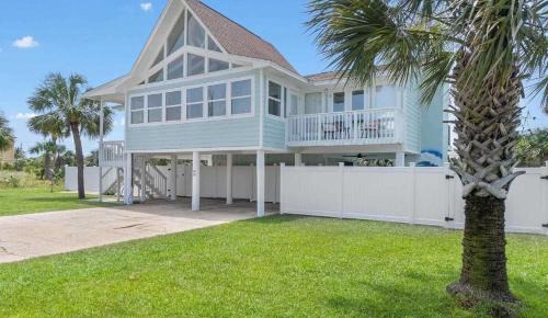 Villa Segunda House | Beachside Bliss Beach House