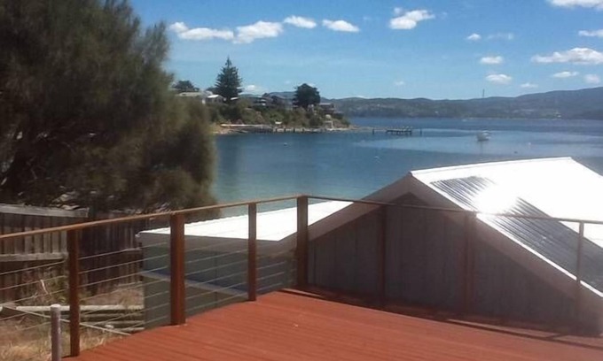 Opossum Bay Cottage | Beachside Cottage in great location, only 30min from CBD