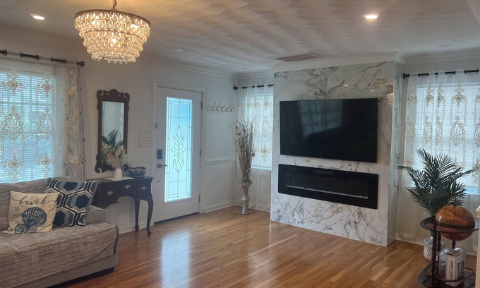 Bayview House | Beachside Escape 2-Bedroom Gem in Norfolk, Steps from the Sand, with AC and Wifi