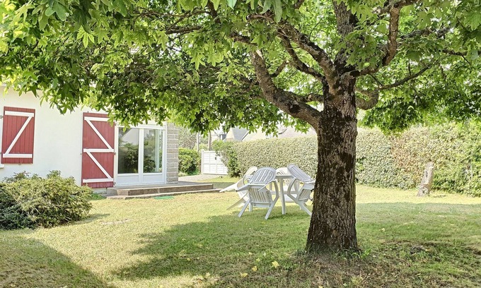 Saint-Pair-sur-Mer House | Beachside Getaway: Cozy Cottage with Garden, 150m to Shore