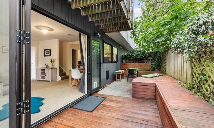 Lyall Bay House | Beachside Retreat in Lyall Bay