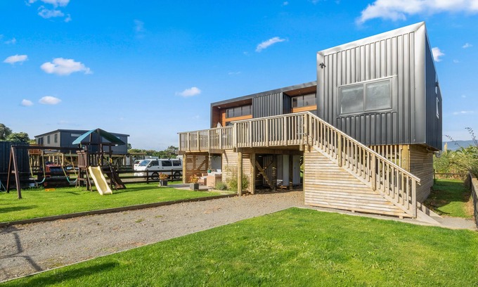 Otaki Beach House | Beachside Sanctuary – Otaki Beach Holiday Home