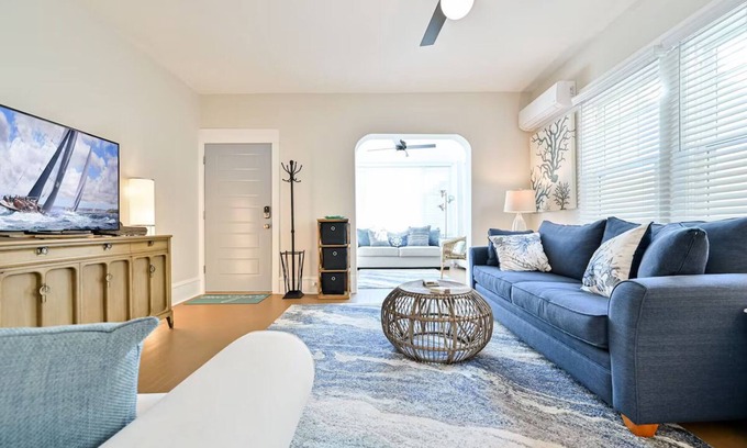 Margate City House | Beachy 3-bedroom house with WiFi and AC in walkable Margate