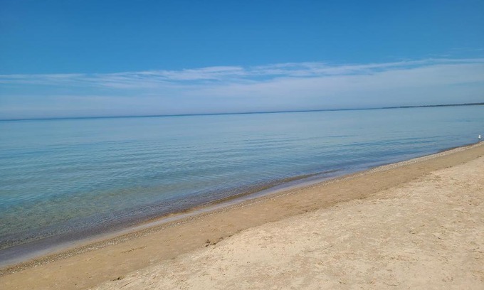 Sauble Beach House | Beachy Chic-Completely renovated- Steps to the Beach