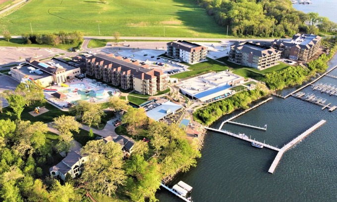 Arnolds Park Condo | Beachy Keen at Bridges Bay Resort