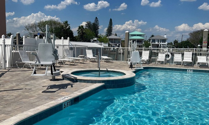 Madeira Beach Apartment | Beachy Keen-steps to the Beach