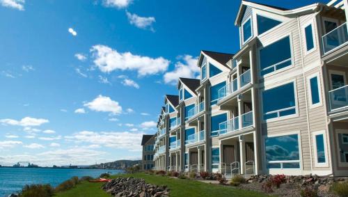 Endion Resort | Beacon Pointe on Lake Superior