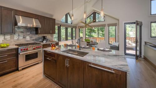 Highlands Townhomes House | Beacon Retreat