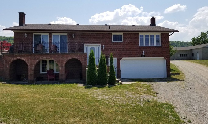 Lincoln Other | Beamsville Bench Vineyard Cottage - Lincoln