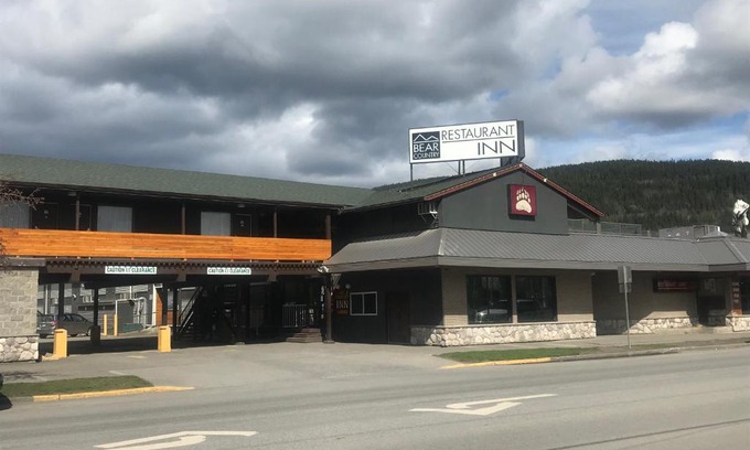 Terrace Hotel | Bear Country Inn
