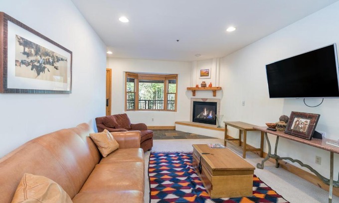Mountain Village Apartment | Bear Creek Lodge 110A by Alpine Lodging Telluride