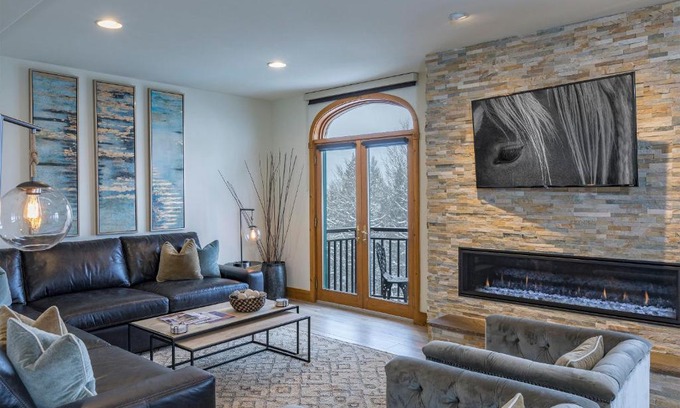 Mountain Village Apartment | Bear Creek Lodge 410 by Alpine Lodging Telluride