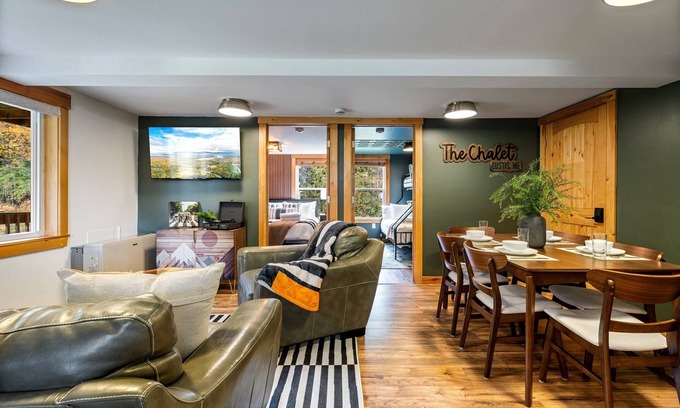 Eustis Apartment | Bear Cub Charming 2-bedroom apartment near Sugarloaf on Snowmobile/ATV trails