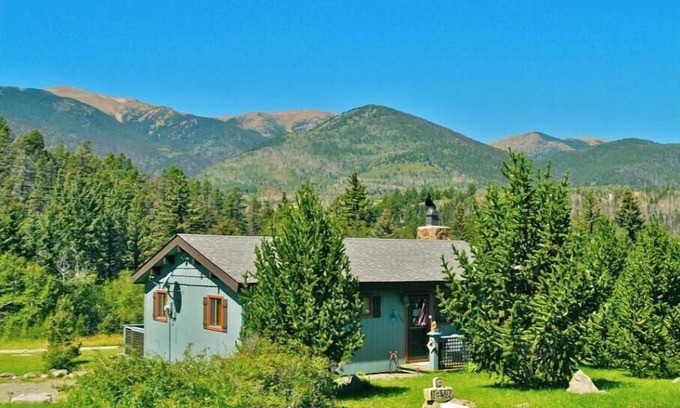 Cuchara Cabin | BEAR FOOT GETAWAY